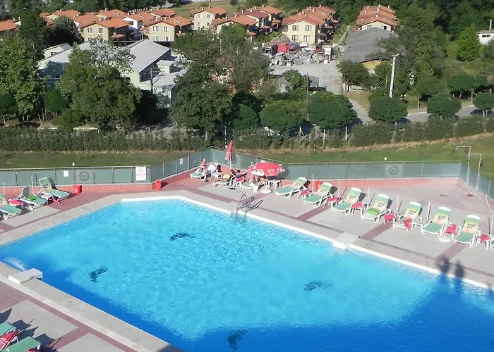 ホテル Kocaeli Universitesi Kartepe Park 4*